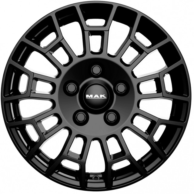 Mak Nomad 7x17 5x114,3 ET45